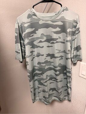 Men's Travis Mathew Short Sleeve Camo Performance Shirt